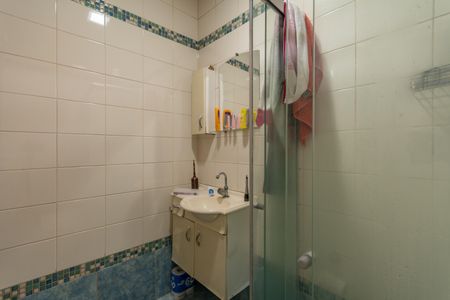 Casa à venda com 363m², 8 quartos e 4 vagas Casa à venda com 363m², 8 quartos e 4 vagasBanheiro Social 2