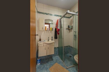 Casa à venda com 363m², 8 quartos e 4 vagas Casa à venda com 363m², 8 quartos e 4 vagasBanheiro Social 2