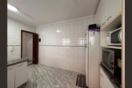 Casa à venda com 105m², 3 quartos e 2 vagasCozinha