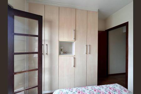 Casa à venda com 105m², 3 quartos e 2 vagasSuíte