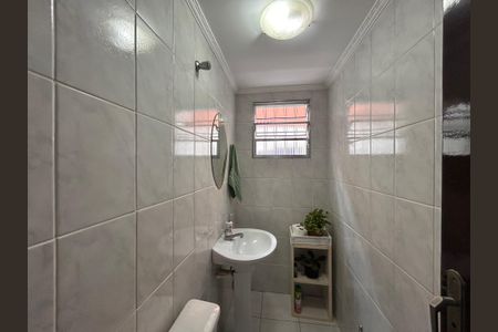 Casa à venda com 105m², 3 quartos e 2 vagasLavabo