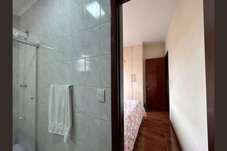 Casa à venda com 105m², 3 quartos e 2 vagasBanheiro da Suíte