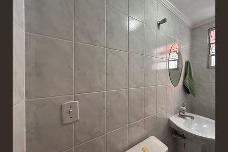 Casa à venda com 105m², 3 quartos e 2 vagasBanheiro da Suíte