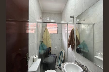 Casa à venda com 105m², 3 quartos e 2 vagasBanheiro 1