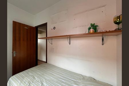 Casa à venda com 105m², 3 quartos e 2 vagasQuarto 2