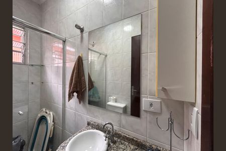 Casa à venda com 105m², 3 quartos e 2 vagasBanheiro 1