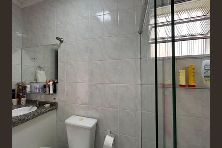 Casa à venda com 105m², 3 quartos e 2 vagasBanheiro da Suíte