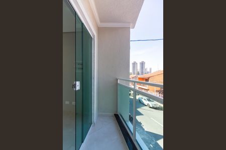 Casa à venda com 90m², 2 quartos e 3 vagas Casa à venda com 90m², 2 quartos e 3 vagasSacada