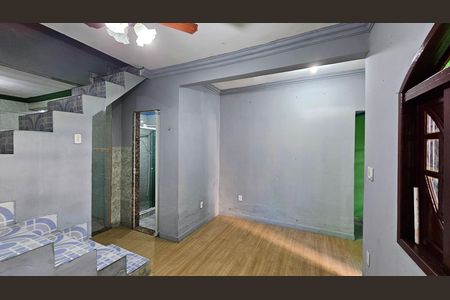 Sala de casa para alugar com 2 quartos, 148m² em Cosmorama, Mesquita