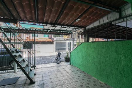 Casa de condomínio para alugar com 148m², 2 quartos e 2 vagas Casa de condomínio para alugar com 148m², 2 quartos e 2 vagasGaragem