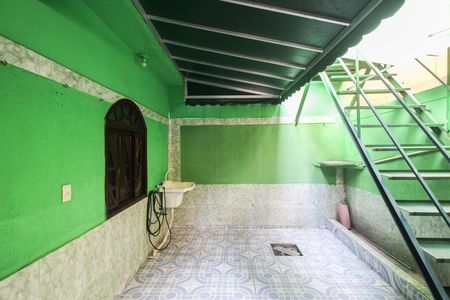 Casa de condomínio para alugar com 148m², 2 quartos e 2 vagas Casa de condomínio para alugar com 148m², 2 quartos e 2 vagasÁrea de Serviço