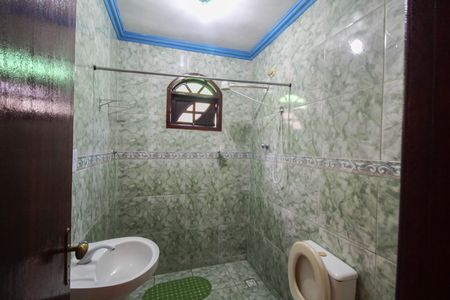 Casa de condomínio para alugar com 148m², 2 quartos e 2 vagas Casa de condomínio para alugar com 148m², 2 quartos e 2 vagasBanheiro da Suíte 1