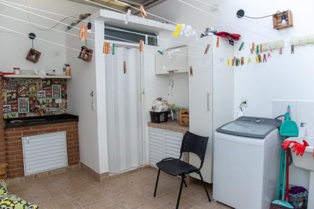 Casa à venda com 110m², 2 quartos e 1 vaga Casa à venda com 110m², 2 quartos e 1 vagaÁrea de Serviço