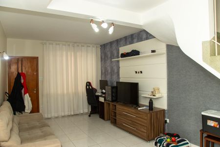 Casa à venda com 110m², 2 quartos e 1 vaga Casa à venda com 110m², 2 quartos e 1 vagaSala