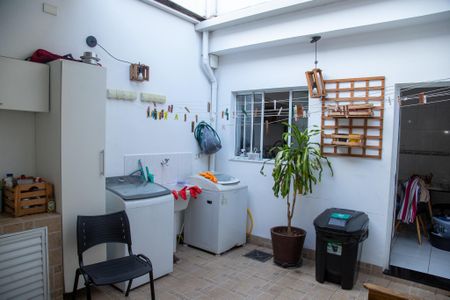 Casa à venda com 110m², 2 quartos e 1 vaga Casa à venda com 110m², 2 quartos e 1 vagaÁrea de Serviço