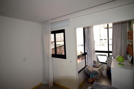 Apartamento à venda com 131m², 3 quartos e 2 vagasQuarto 2
