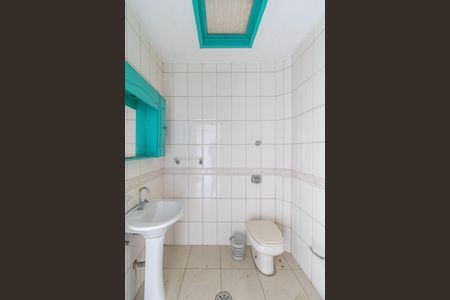 Casa à venda com 100m², 2 quartos e 1 vaga Casa à venda com 100m², 2 quartos e 1 vagaBanheiro