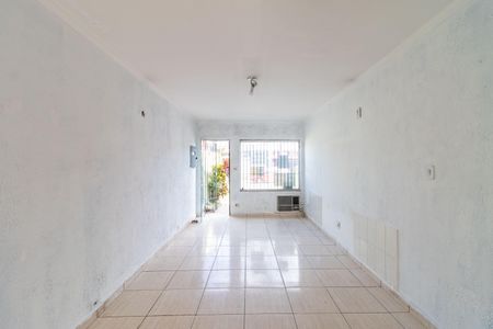 Casa à venda com 100m², 2 quartos e 1 vaga Casa à venda com 100m², 2 quartos e 1 vagaSala
