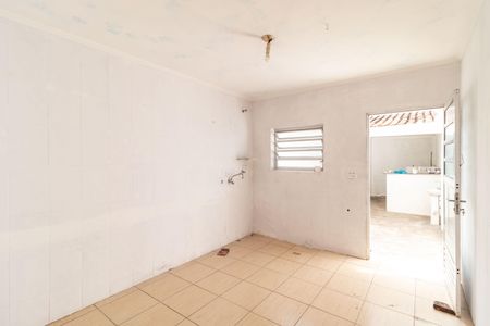 Casa à venda com 100m², 2 quartos e 1 vaga Casa à venda com 100m², 2 quartos e 1 vagaCozinha
