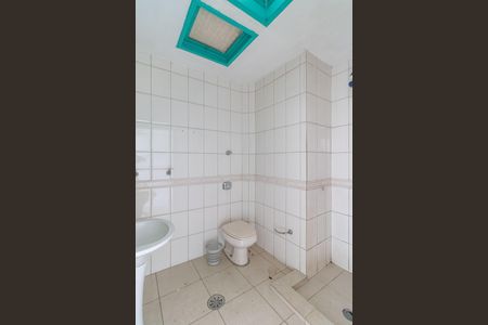 Casa à venda com 100m², 2 quartos e 1 vaga Casa à venda com 100m², 2 quartos e 1 vagaBanheiro