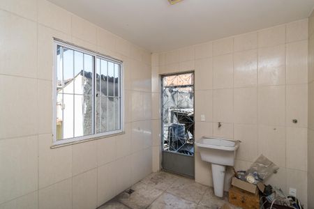 Casa à venda com 225m², 6 quartos e 4 vagasCasa 2 - Área de serviço