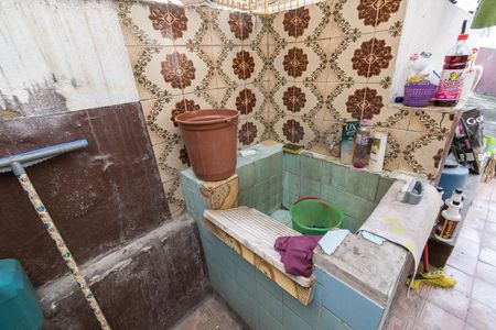 Casa à venda com 225m², 6 quartos e 4 vagasCasa 1 - Área de serviço