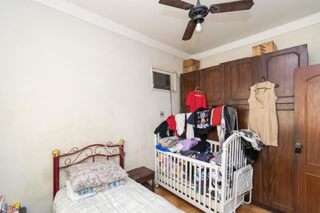 Casa à venda com 225m², 6 quartos e 4 vagasCasa 1 - Quarto 1