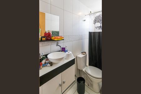 Casa à venda com 225m², 6 quartos e 4 vagasCasa 2 - Banheiro 1