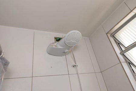 Casa à venda com 225m², 6 quartos e 4 vagasCasa 2 - Banheiro 1