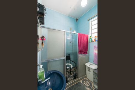 Casa à venda com 225m², 6 quartos e 4 vagasCasa 1 - Banheiro