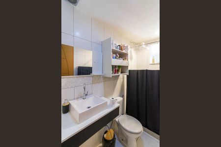 Casa à venda com 225m², 6 quartos e 4 vagasCasa 2 - Banheiro 2