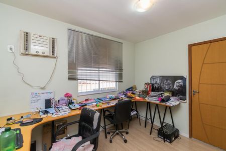 Casa à venda com 225m², 6 quartos e 4 vagasCasa 2 - Quarto 1