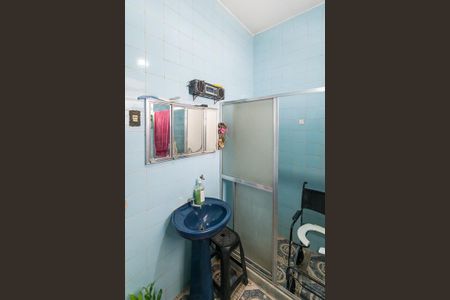 Casa à venda com 225m², 6 quartos e 4 vagasCasa 1 - Banheiro