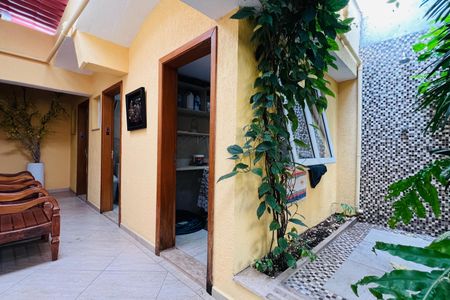 Casa à venda com 425m², 3 quartos e 3 vagasÁrea de Serviço