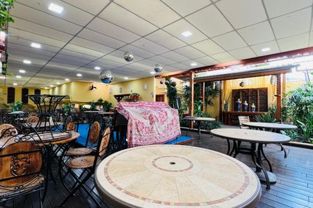 Casa à venda com 425m², 3 quartos e 3 vagasÁrea externa