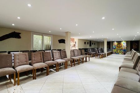 Casa à venda com 425m², 3 quartos e 3 vagasSala