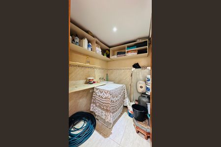 Casa à venda com 425m², 3 quartos e 3 vagasÁrea de Serviço