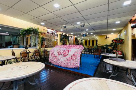 Casa à venda com 425m², 3 quartos e 3 vagasÁrea externa