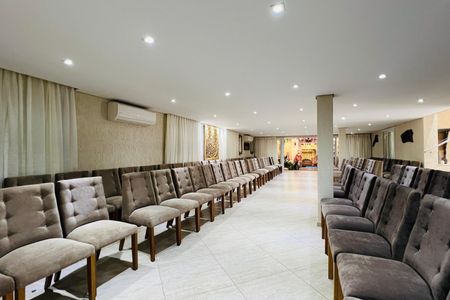 Casa à venda com 425m², 3 quartos e 3 vagasSala