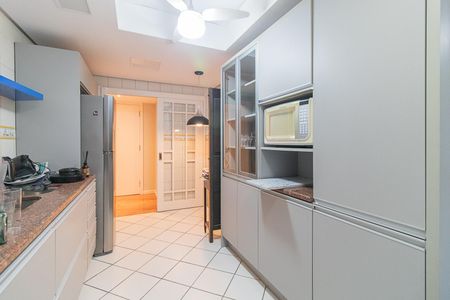 Apartamento à venda com 115m², 3 quartos e 1 vagaCozinha e Área de Serviço