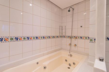 Apartamento à venda com 115m², 3 quartos e 1 vagaBanheiro da Suíte