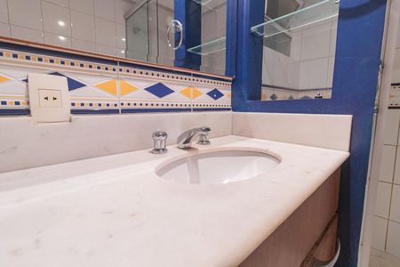 Apartamento à venda com 115m², 3 quartos e 1 vagaBanheiro Social