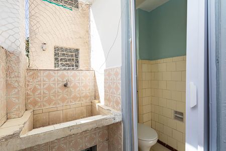 Apartamento para alugar com 156m², 2 quartos e sem vaga Apartamento para alugar com 156m², 2 quartos e sem vagaBanheiro de serviço