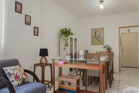 Apartamento à venda com 67m², 2 quartos e 1 vagaSala