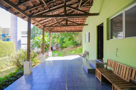 Casa à venda com 120m², 3 quartos e sem vagaQuintal