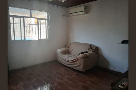 Casa para alugar com 120m², 1 quarto e 1 vagaSala