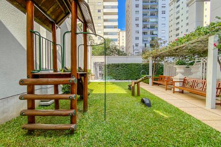 Apartamento à venda com 310m², 4 quartos e 5 vagasÁrea comum - Playground