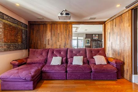 Apartamento à venda com 310m², 4 quartos e 5 vagasSala de TV