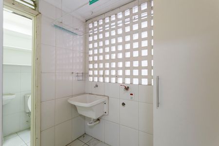 Apartamento à venda com 70m², 2 quartos e 1 vagaÁrea de Serviço