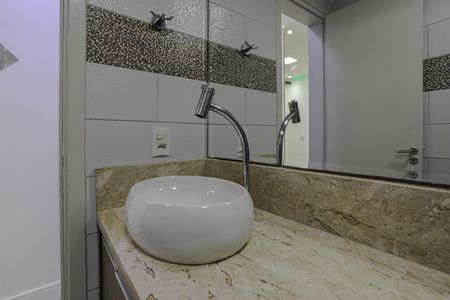 Apartamento para alugar com 70m², 3 quartos e 1 vagaBanheiro